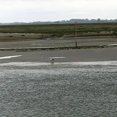 Baie A Deux Apartment *